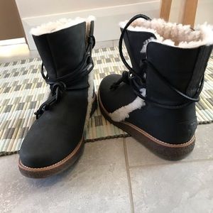 Ugg boots. SOLD